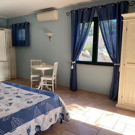 Hotel Villa Del Parco La Maddalena  Ngoại thất bức ảnh