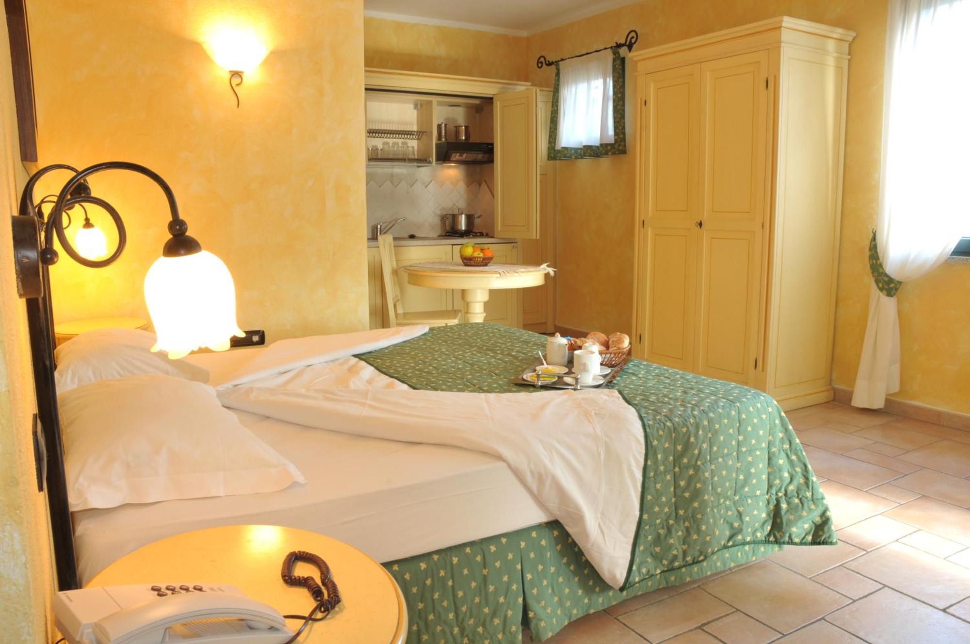 Hotel Villa Del Parco La Maddalena  Ngoại thất bức ảnh