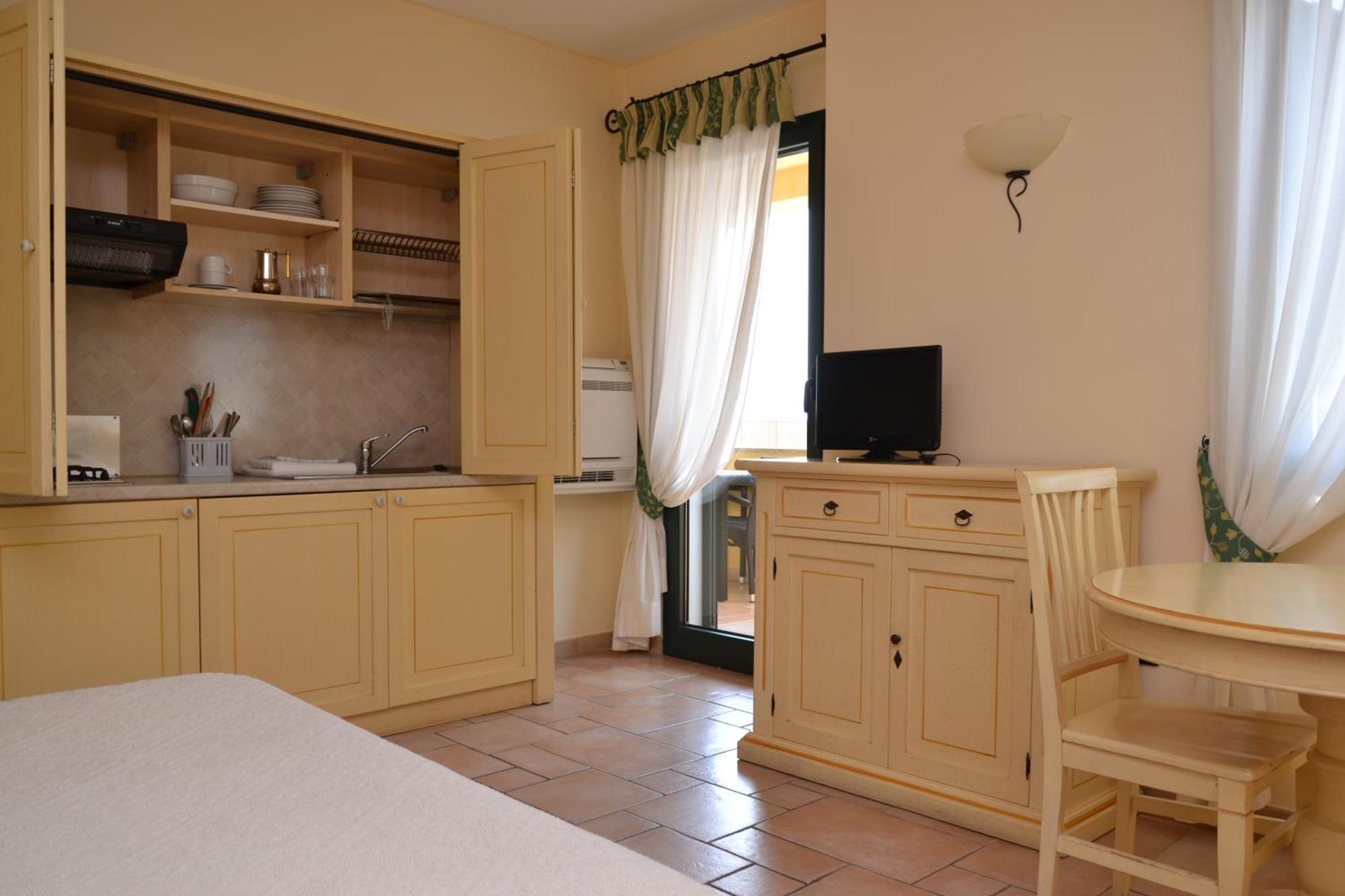 Hotel Villa Del Parco La Maddalena  Phòng bức ảnh